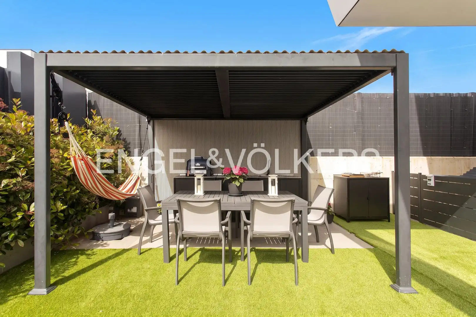 Terrassa de Casa o xalet en venda en Siero amb Calefacció, Jardí privat i Piscina