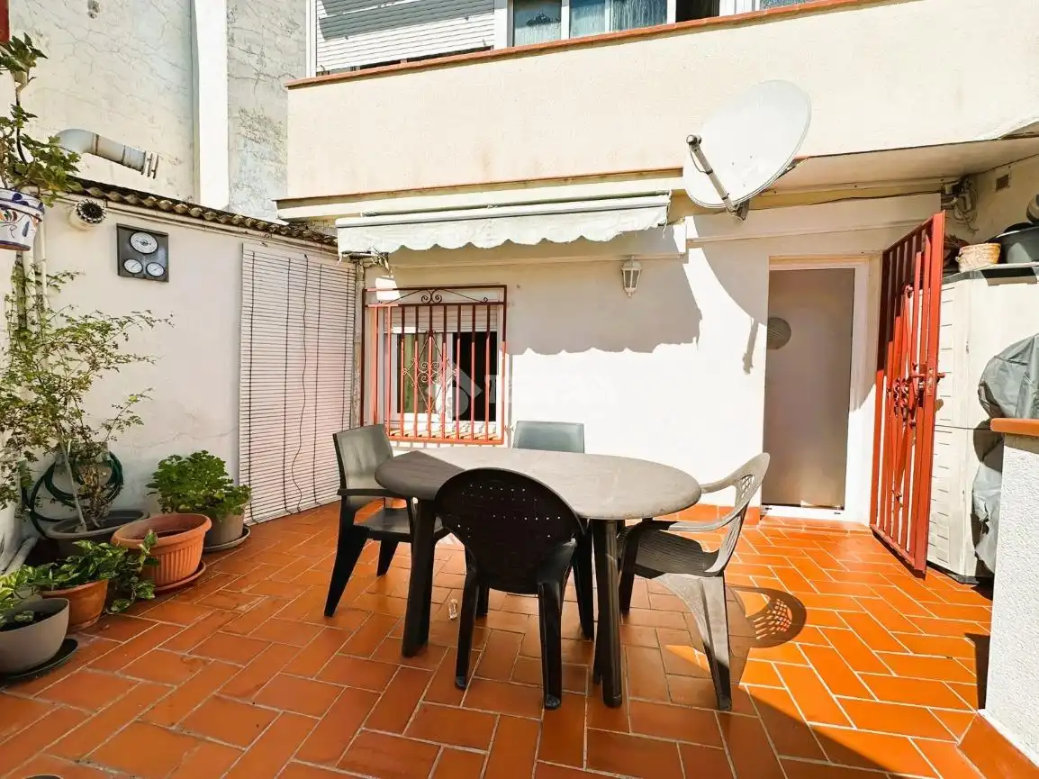 Terraza de Piso en venta en L'Hospitalet de Llobregat con Aire acondicionado y Terraza
