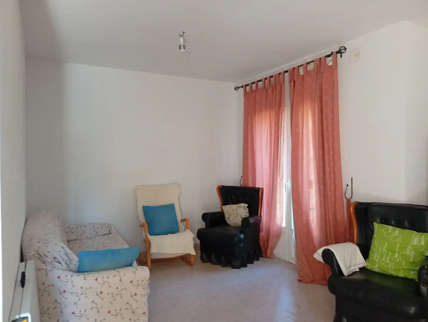 Living room of Houses for sale in Talaveruela de la Vera  with Private garden