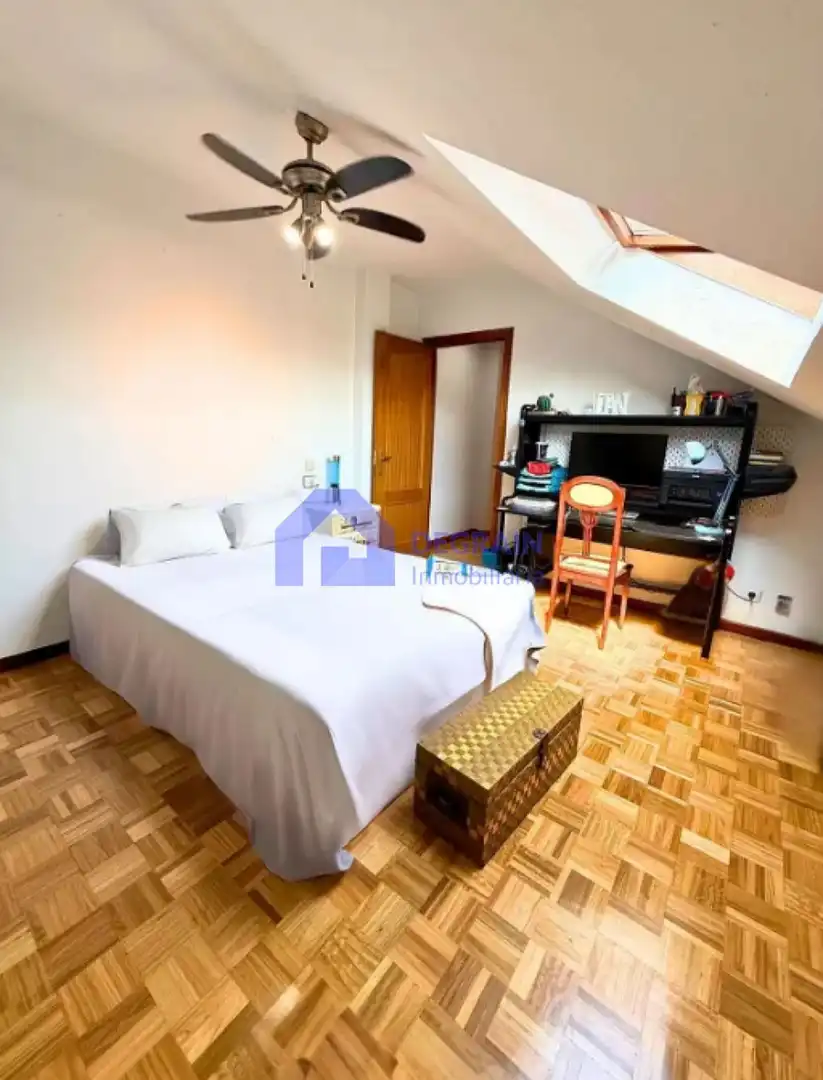 Bedroom of Attic for sale in Langreo  with Terrace and Storage room