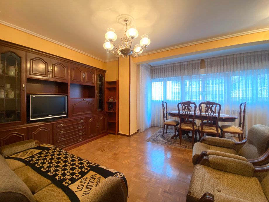 Living room of Flat for sale in Vitoria - Gasteiz  with Heating, Parquet flooring and Terrace