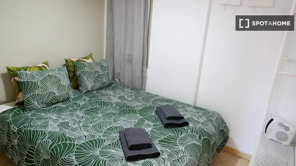 Room in Fort Pienc