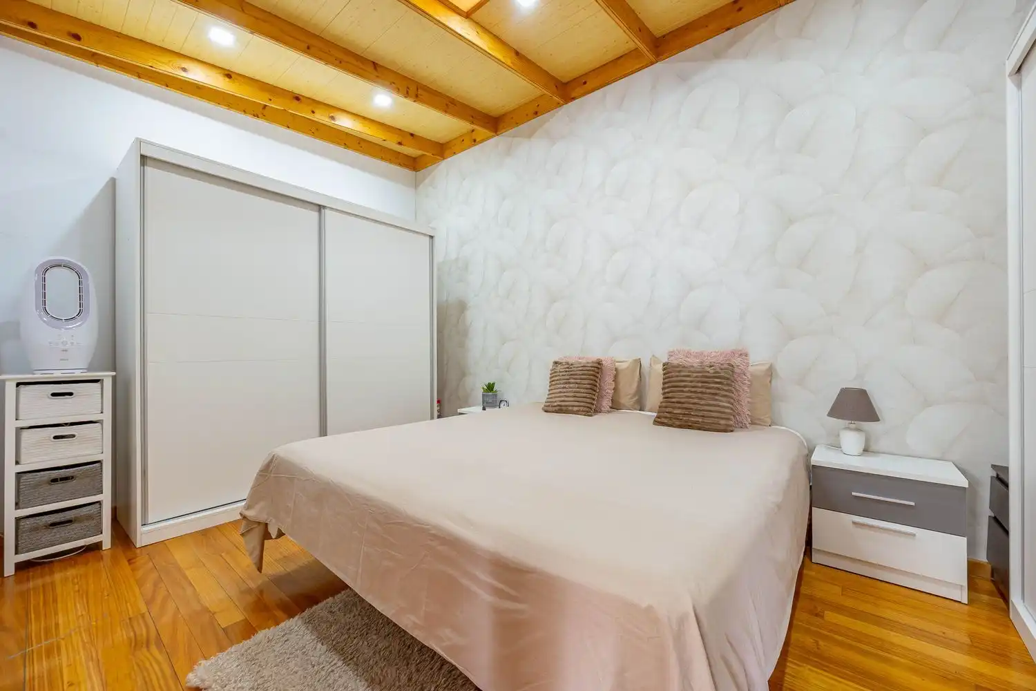 Schlafzimmer von Gebäude zum Verkauf in Telde