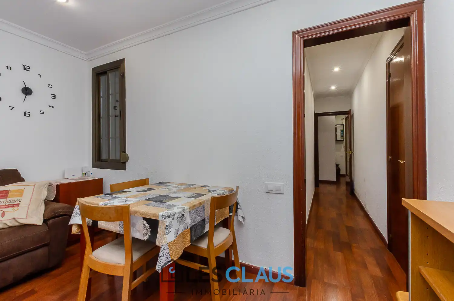 Exterior view of Flat for sale in Barcelona  with Air Conditioner and Balcony