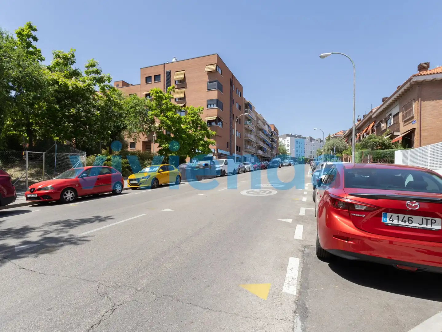 Vista exterior de Casa o chalet en venta en Madrid con Calefacción, Terraza y Balcón