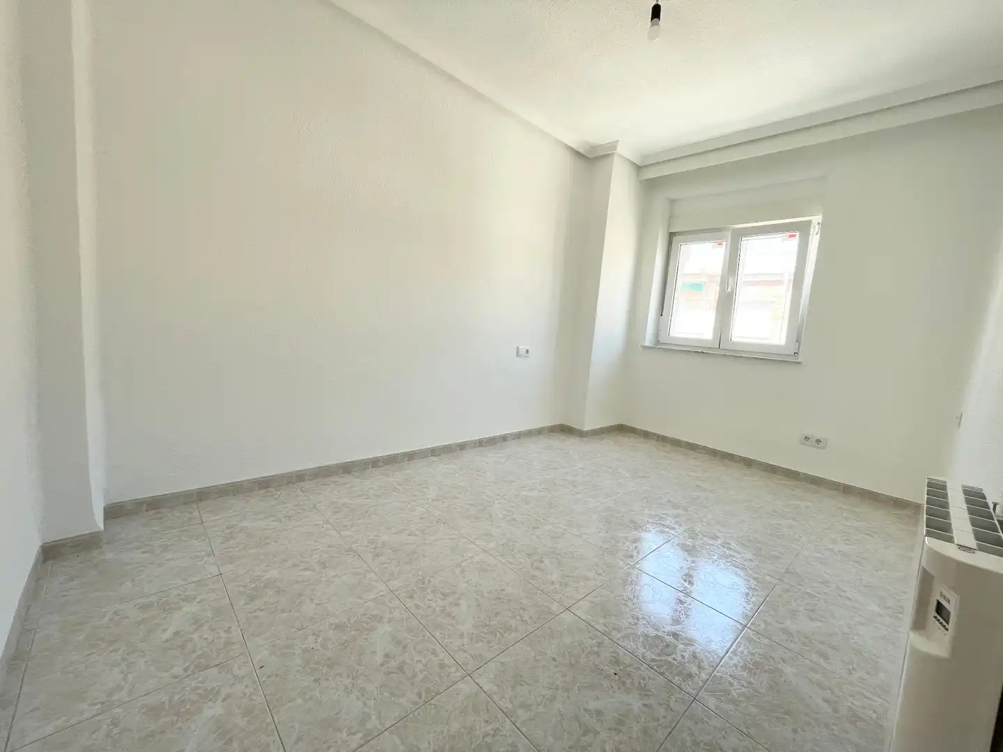 Bedroom of Flat for sale in Salamanca  with Heating and Balcony