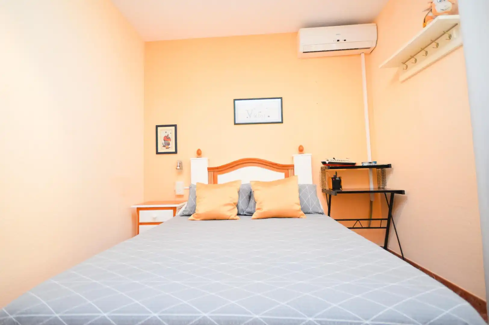 Schlafzimmer von Einfamilien-Reihenhaus zum Verkauf in Almería mit Klimaanlage und Abstellraum