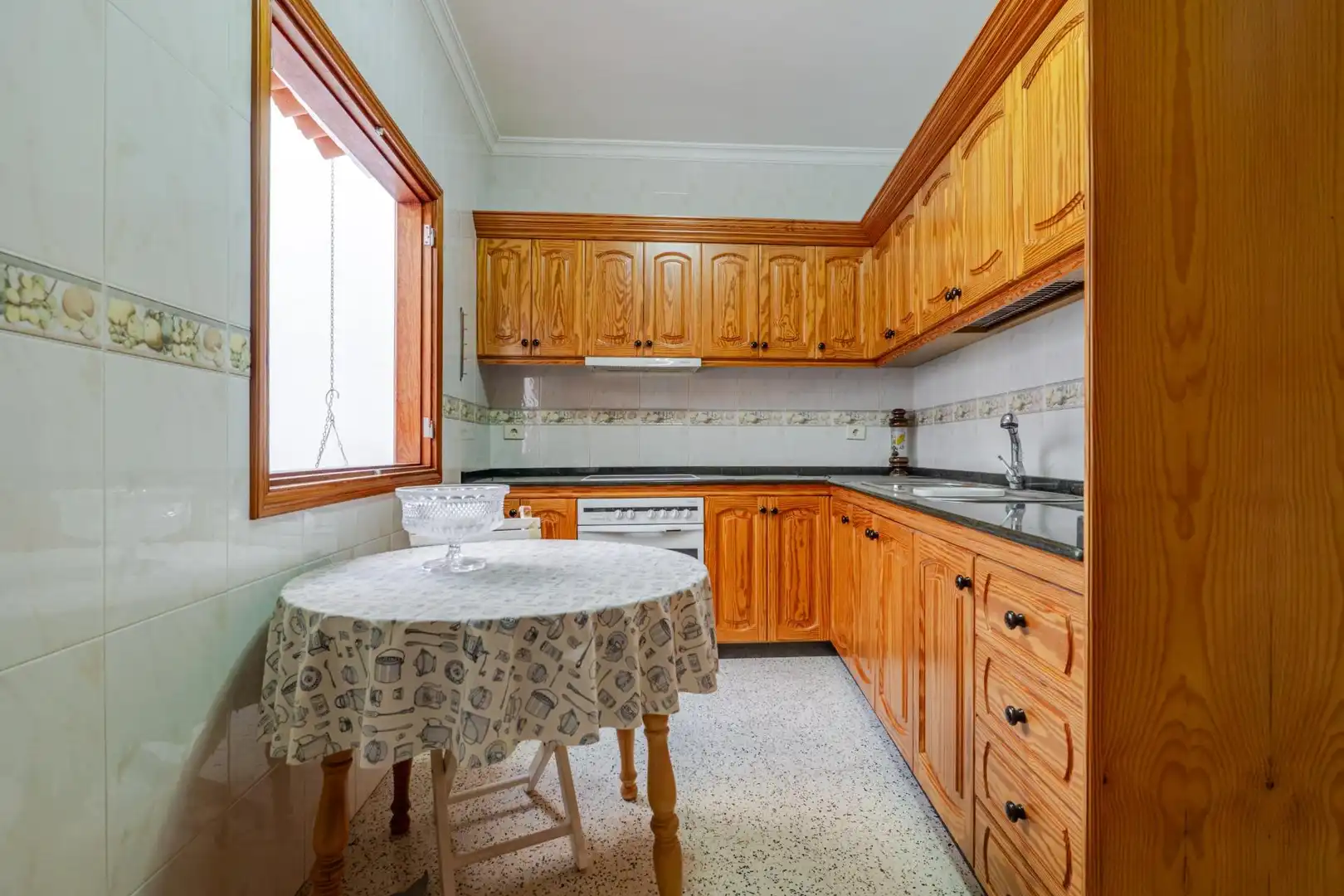 Kitchen of Houses for sale in Arucas