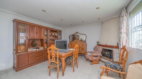 Foto 4 de Casa adosada en venda a Av. País Valenciano, Albatera, Alicante