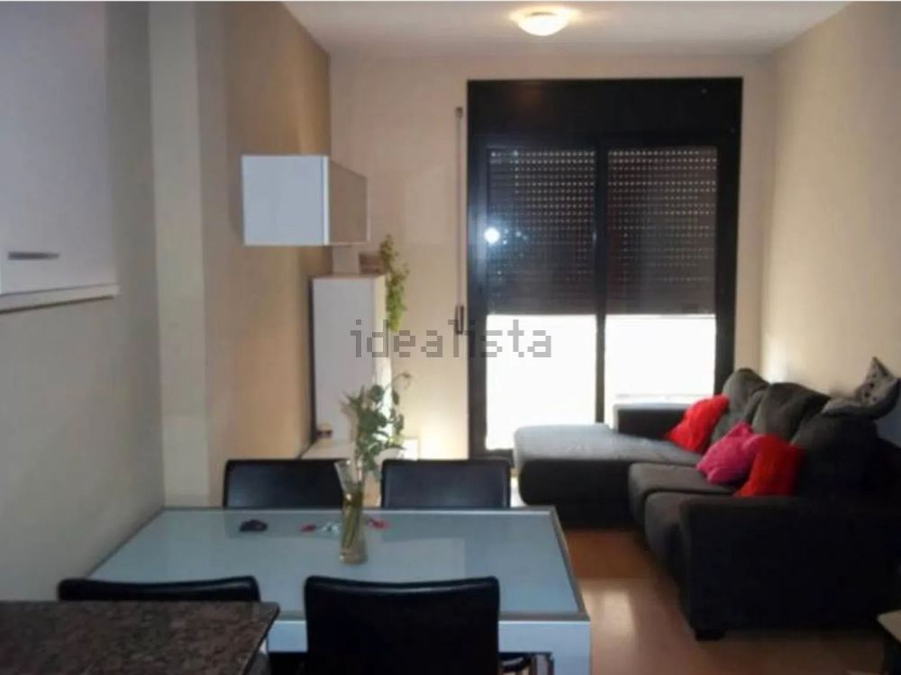 Sala d'estar de Pis en venda en Terrassa amb Calefacció, Parquet i Moblat