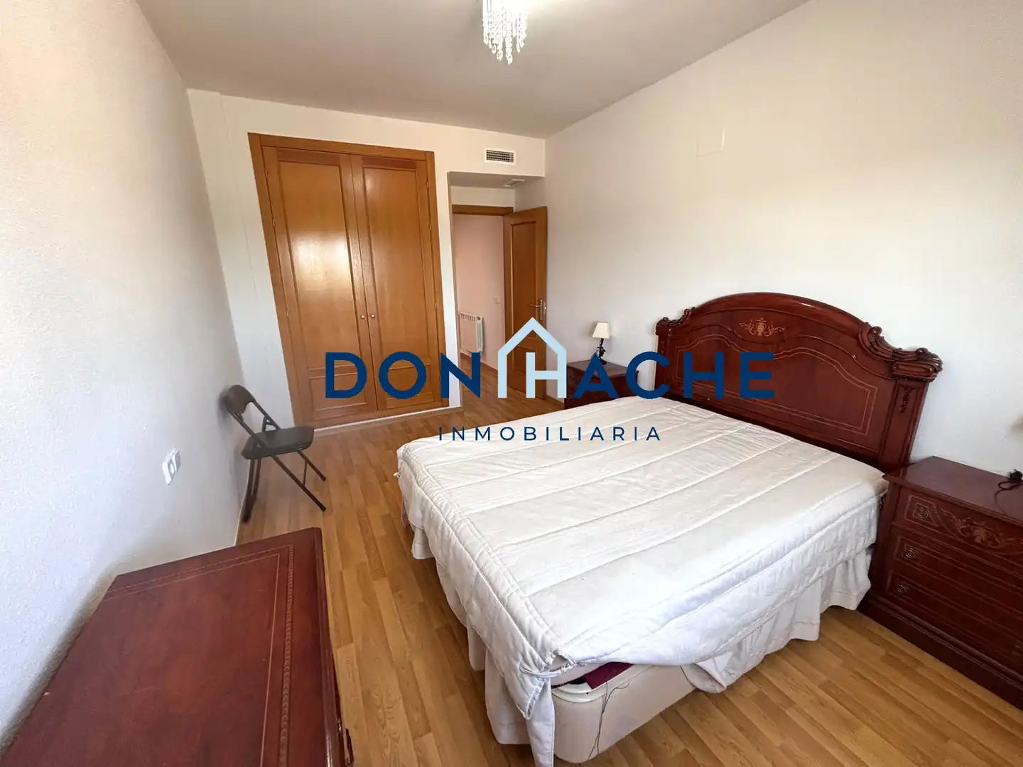 Habitación de Casa adosada en venta en Mérida con Aire acondicionado, Calefacción y Parquet