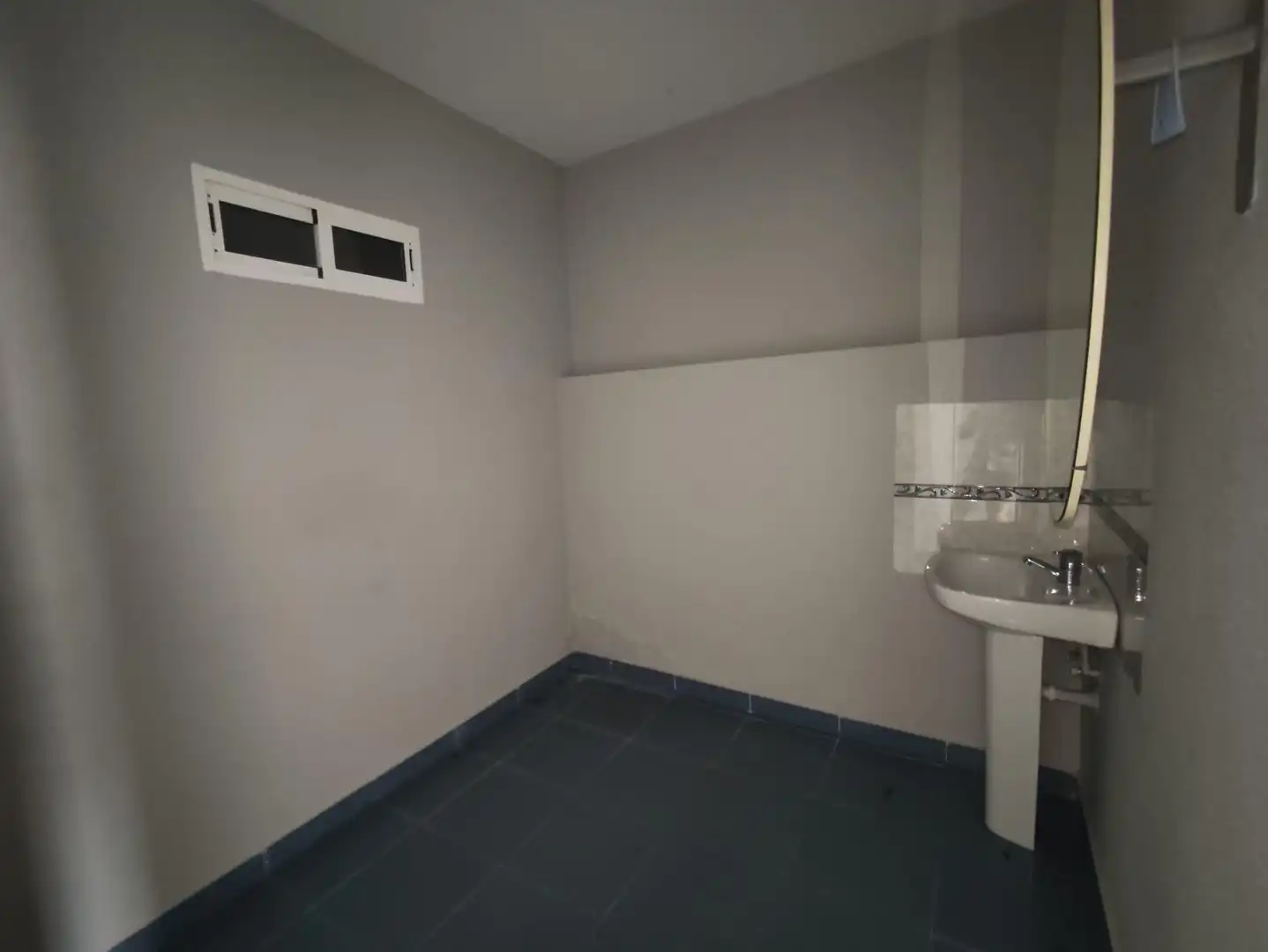 Business premises to rent in Casco Antiguo, imagen 8