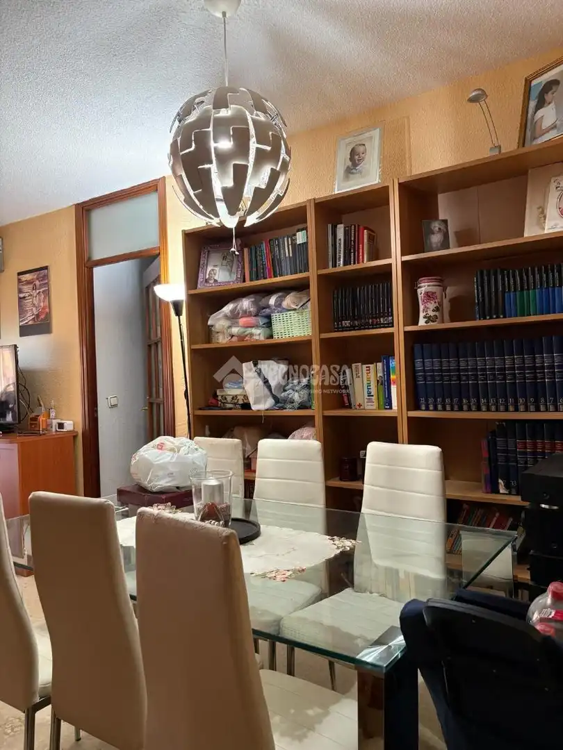 Dining room of Flat for sale in Sevilla  with Air Conditioner and Balcony