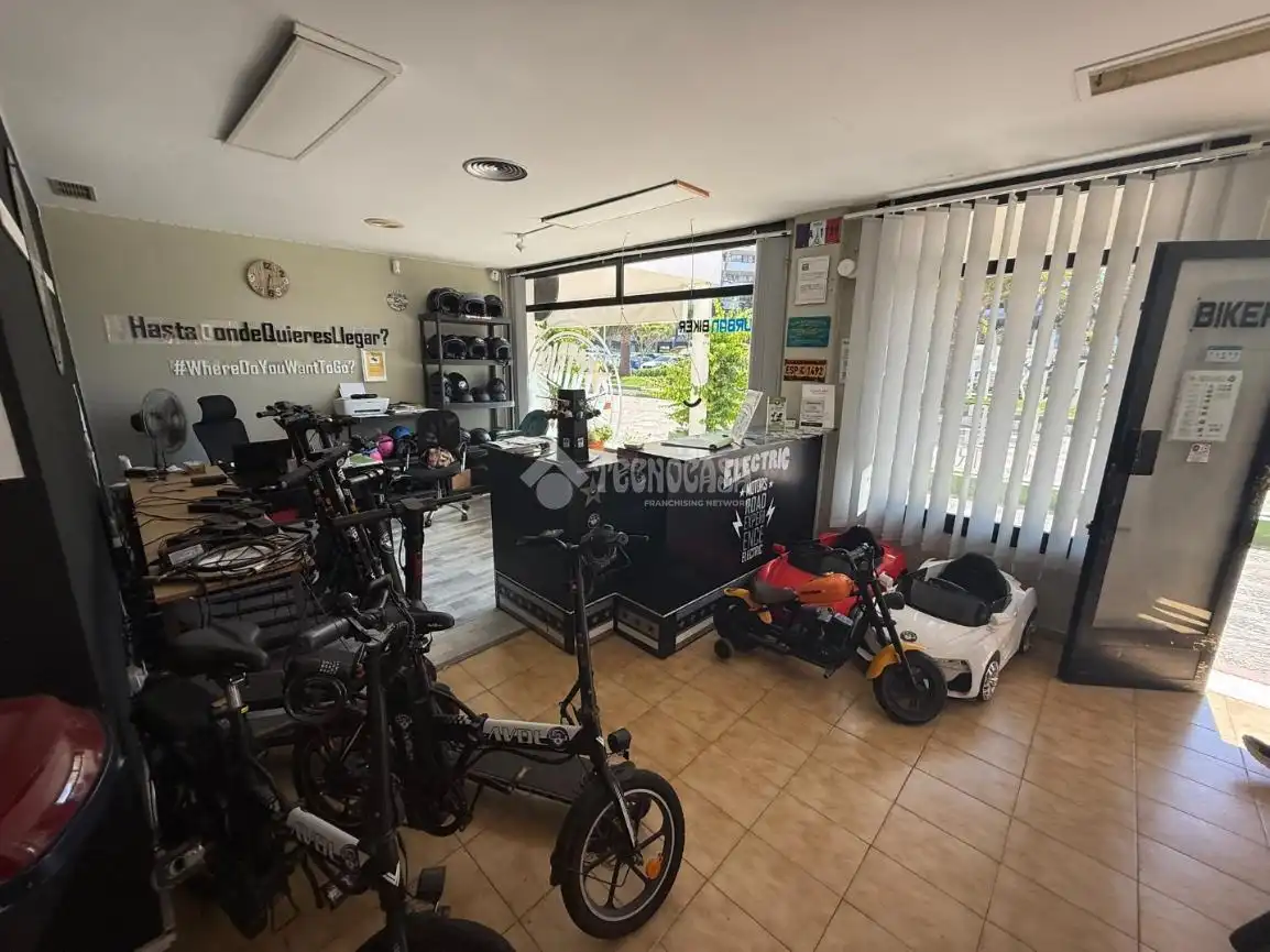 Local comercial en venta en Roquetas de Mar ciudad, imagen 4