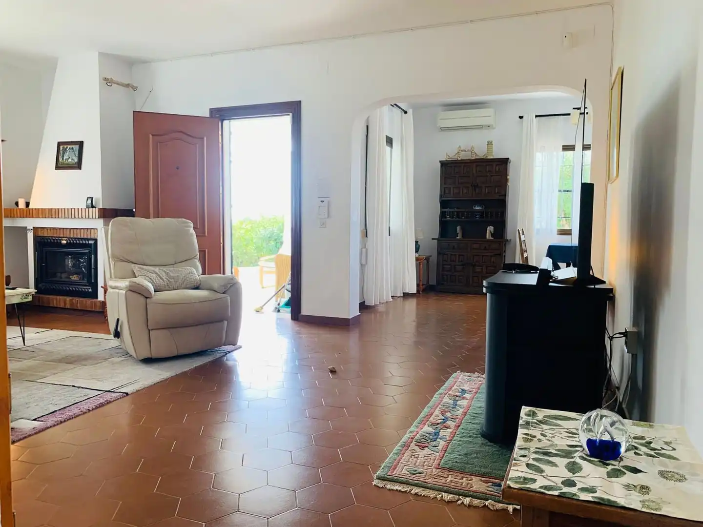 Sala de estar de Casa o chalet en venta en Mijas con Aire acondicionado, Jardín privado y Trastero