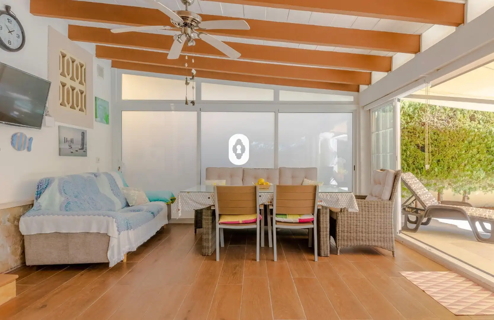 Sala d'estar de Casa o xalet en venda en Alcúdia amb Aire condicionat, Jardí privat i Terrassa