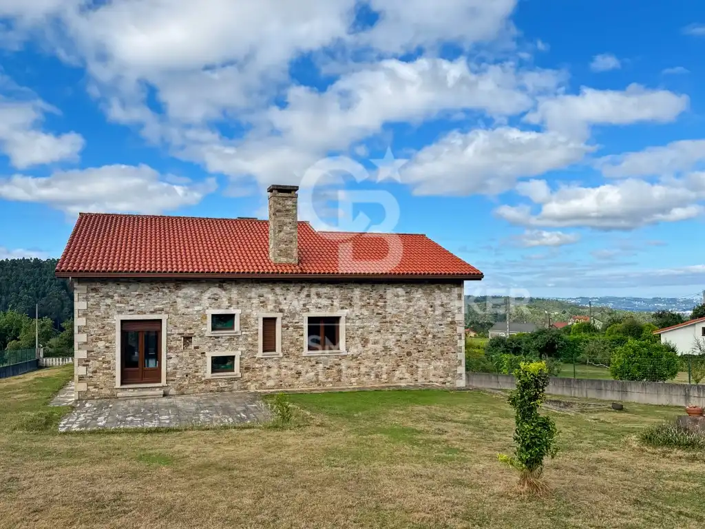 Vista exterior de Casa o xalet en venda en Vilarmaior