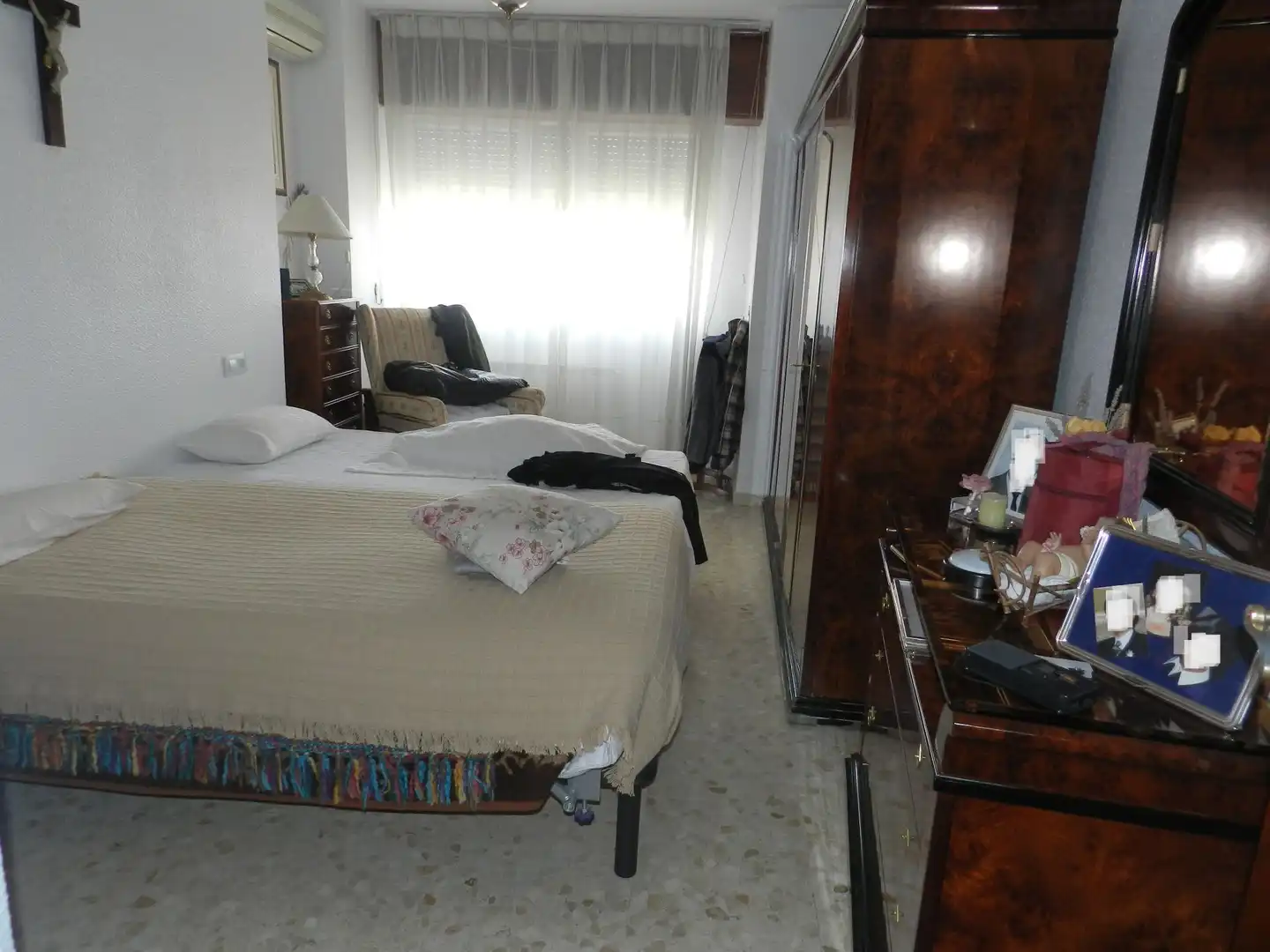 Dormitori de Casa o xalet en venda en Linares amb Aire condicionat, Calefacció i Jardí privat