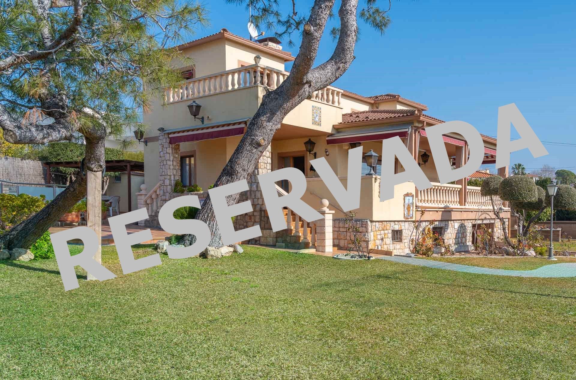 Jardí de Casa o xalet en venda en Calafell amb Aire condicionat, Calefacció i Jardí privat