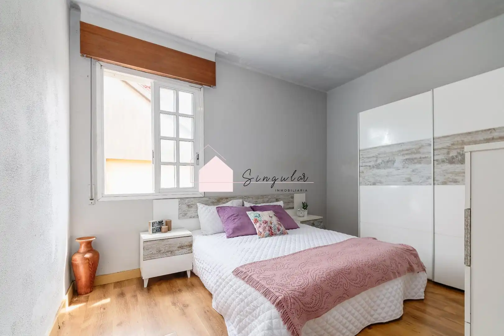 Habitación de Casa o chalet en venta en Vigo  con Calefacción, Jardín privado y Trastero