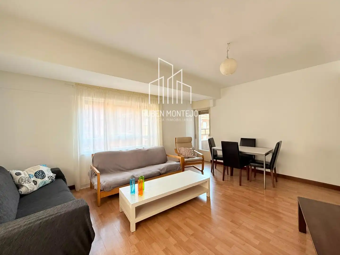 Außenansicht von Wohnung zur Miete in Salamanca mit Heizung, Terrasse und Möbliert