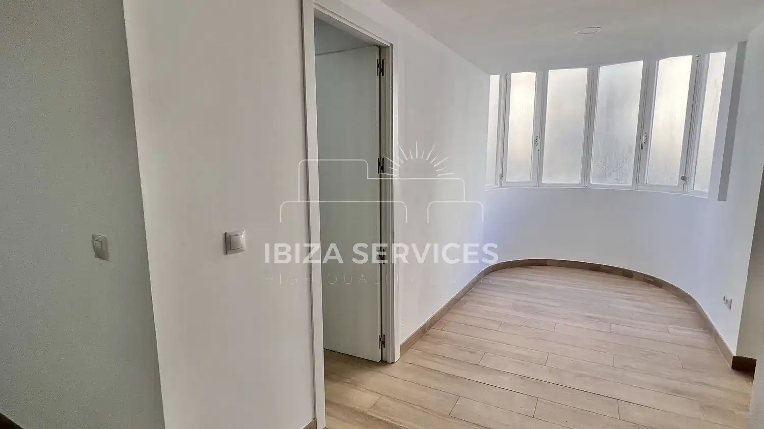 Flat for sale in Eivissa  with Air Conditioner, Private garden and Swimming Pool