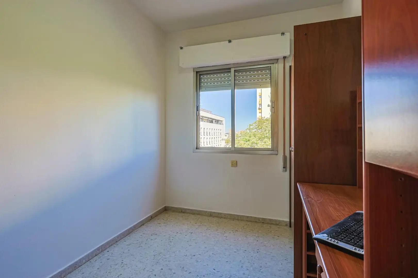 Bedroom of Flat for sale in Sevilla  with Air Conditioner and Furnished