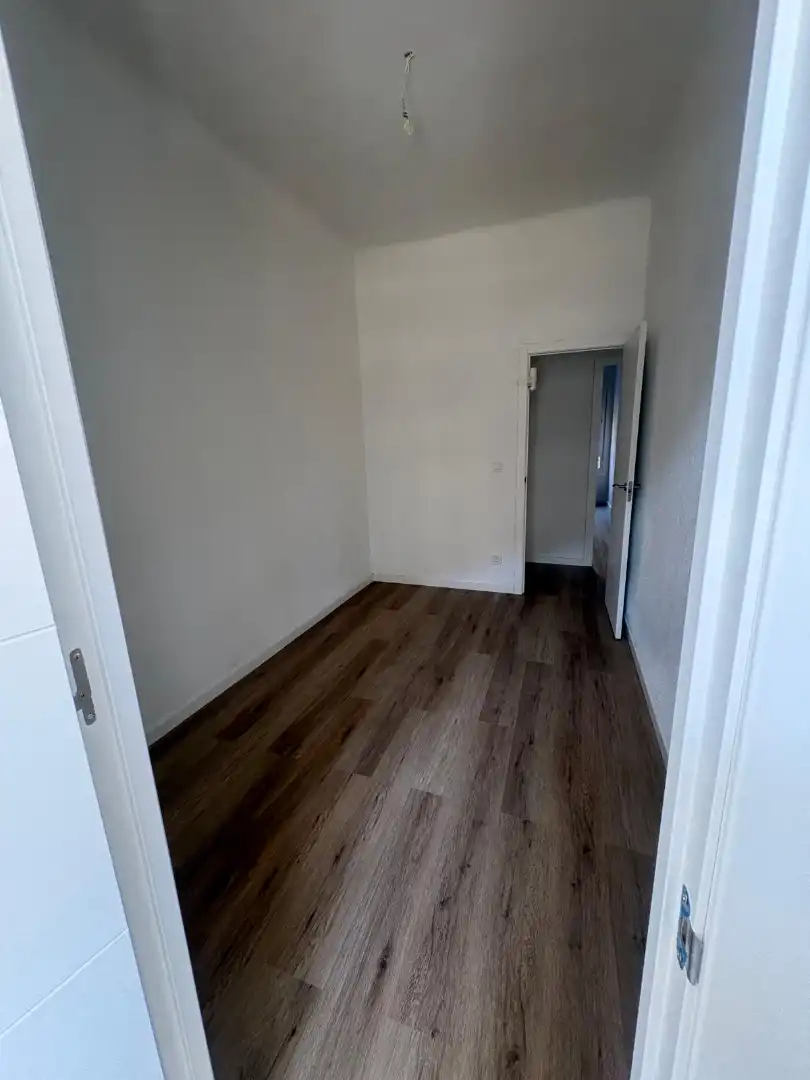 Schlafzimmer von Wohnung zum Verkauf in Zaragoza mit Klimaanlage, Heizung und Balkon