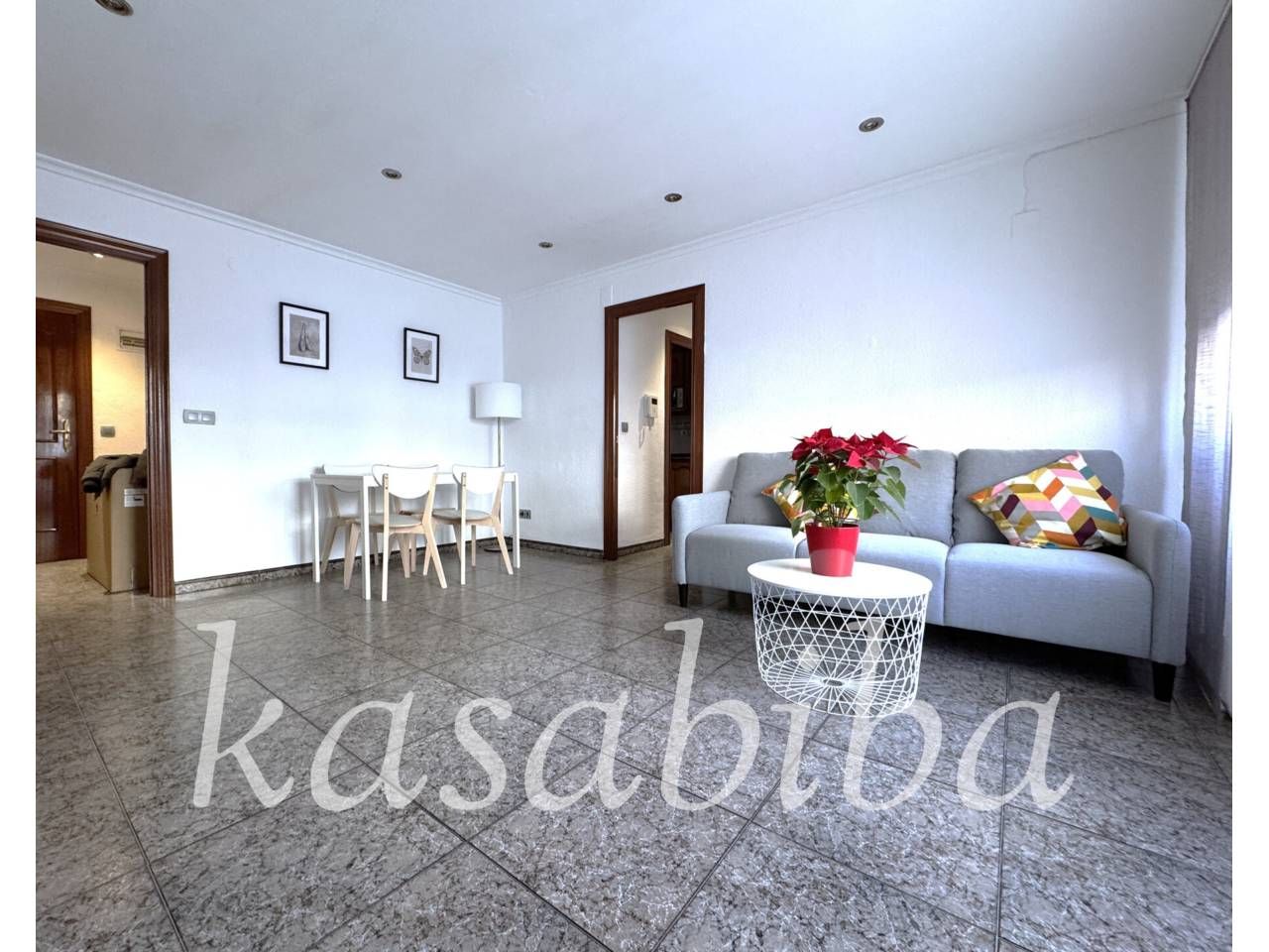 Sala d'estar de Pis de lloguer en  Valencia Capital amb Aire condicionat, Moblat i Balcó