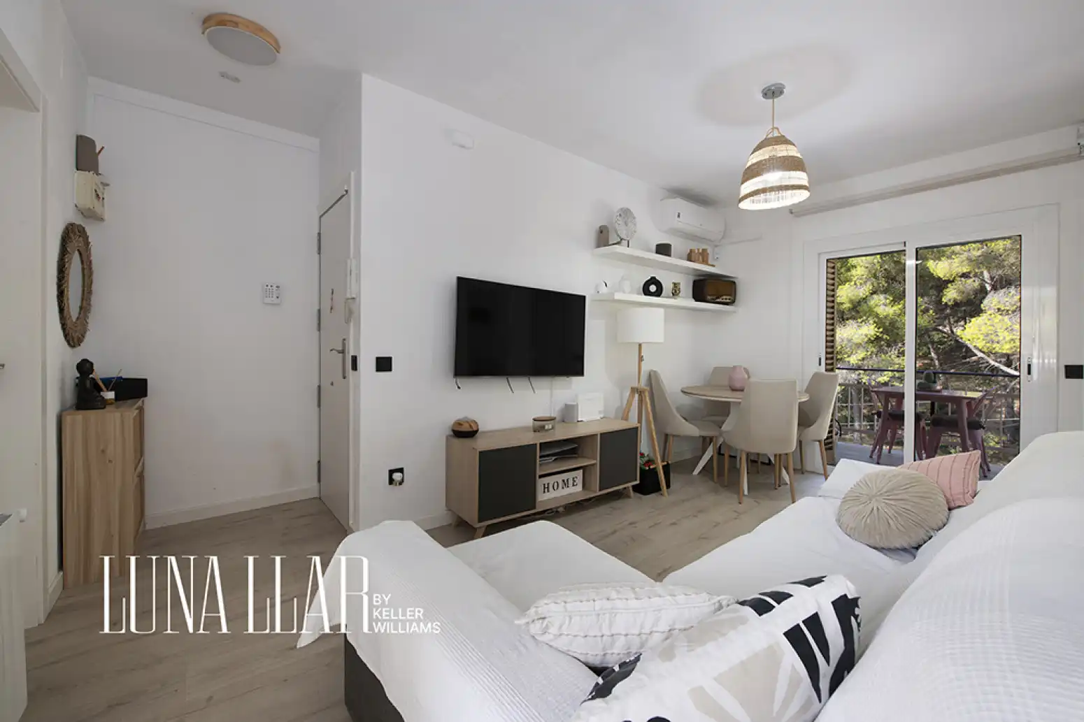 Living room of Attic for sale in Castelldefels  with Air Conditioner and Terrace