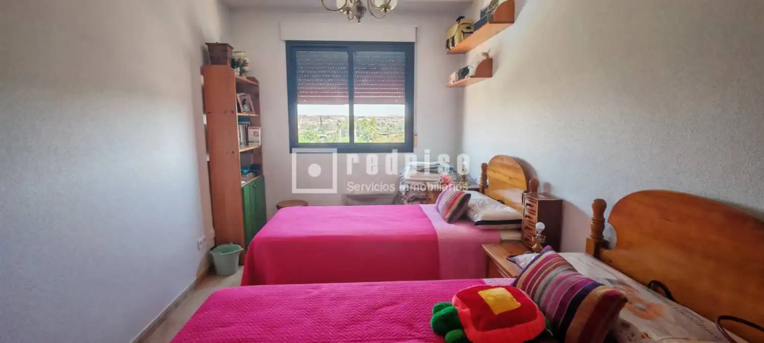 Habitación de Piso de alquiler en Murcia con Trastero y Amueblado