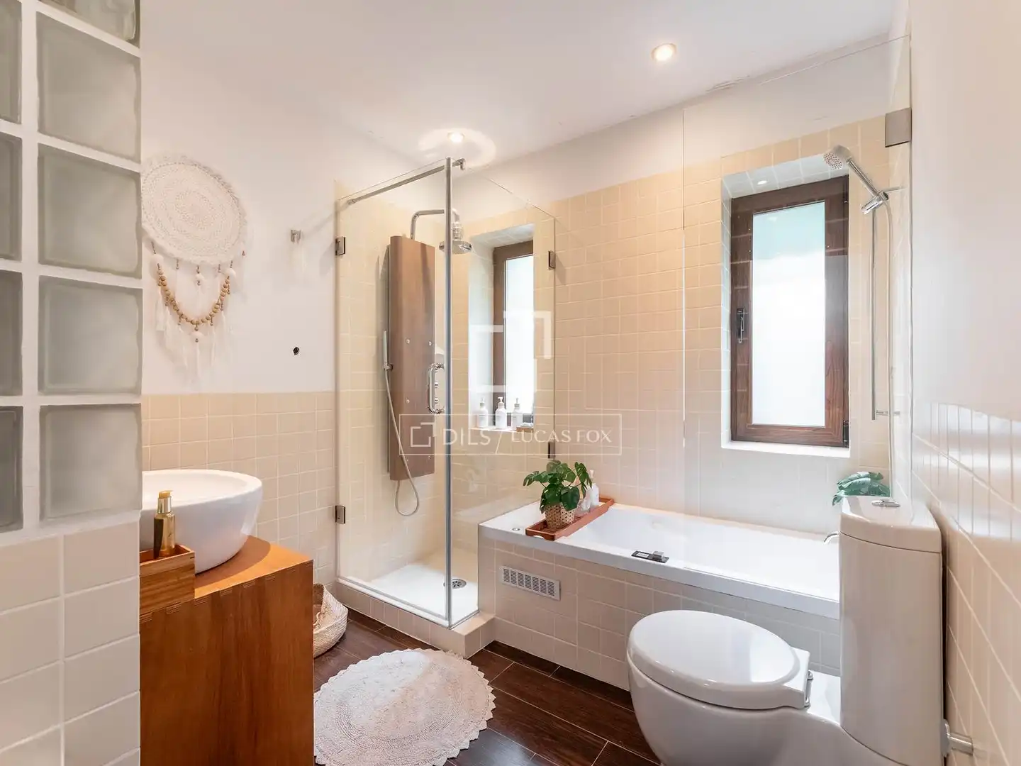 Baño de Casa o chalet en venta en Las Rozas de Madrid con Aire acondicionado, Calefacción y Jardín privado