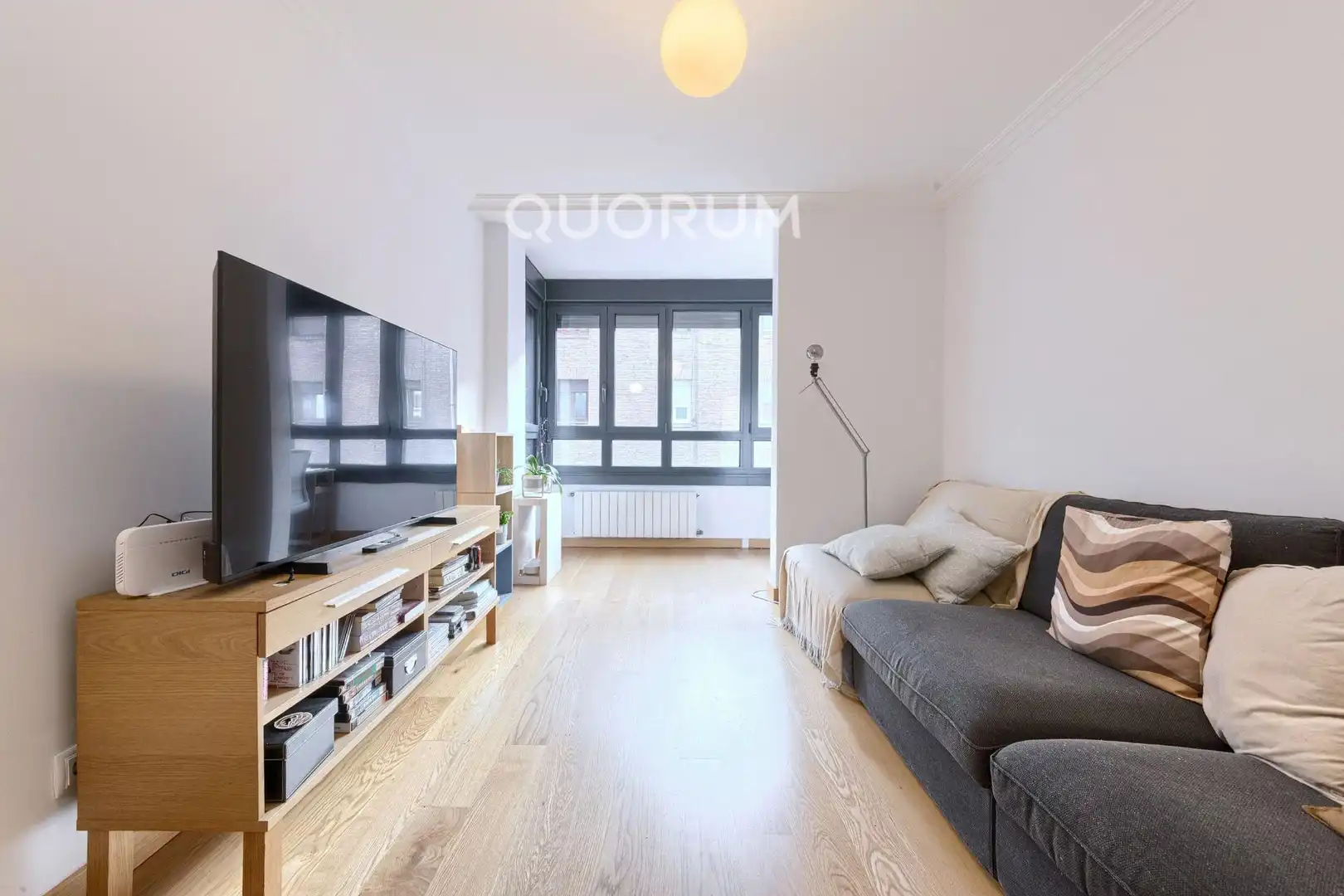 Sala de estar de Piso en venta en Bilbao  con Calefacción, Trastero y Amueblado