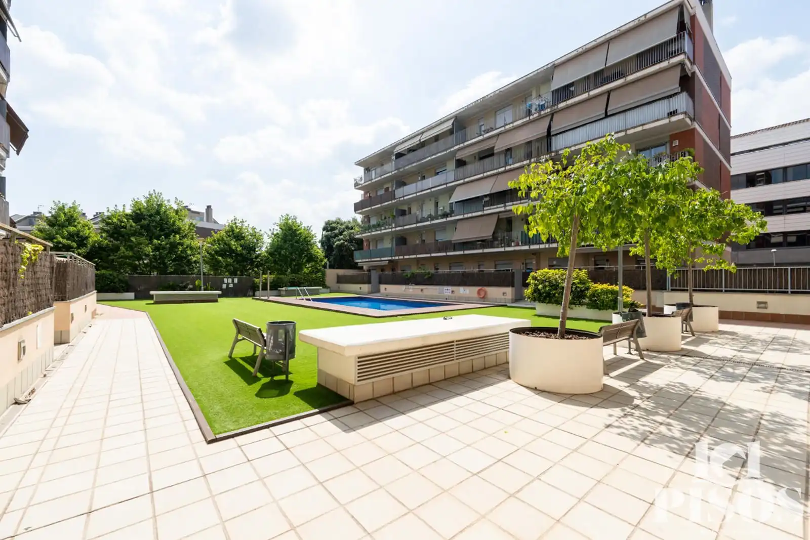 Terrassa de Pis en venda en Sant Cugat del Vallès amb Calefacció, Terrassa i Piscina