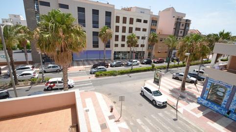 Foto 4 de Piso de alquiler en Avenida Sabinal (b), Roquetas Pueblo, Roquetas de Mar