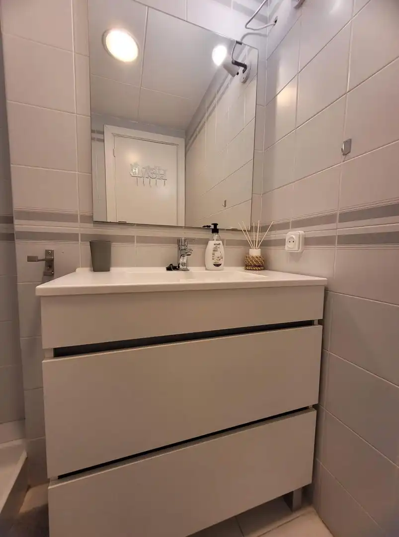 Bany de Apartament en venda en Empuriabrava amb Terrassa i Balcó