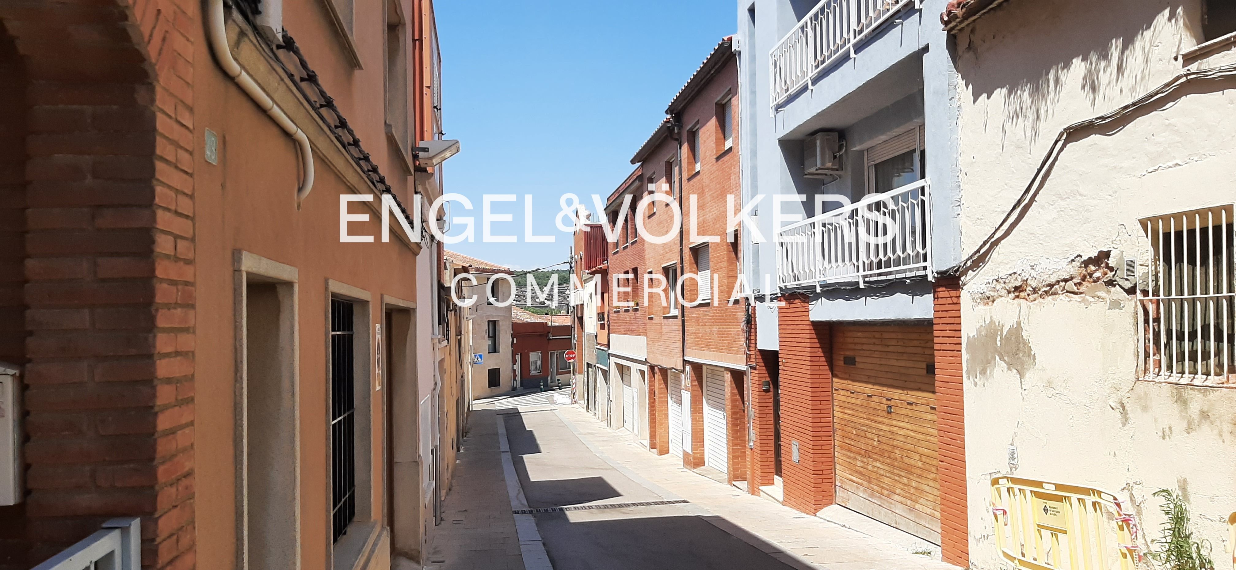 Vista exterior de Edifici en venda en Sant Quirze del Vallès