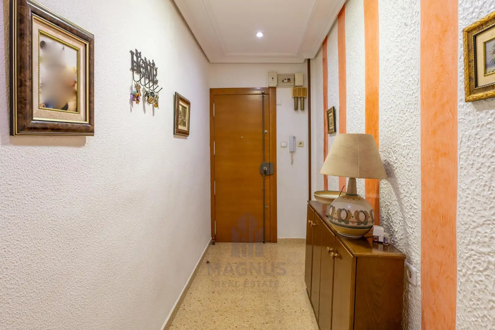 Wohnung zum Verkauf in Foios mit Klimaanlage, Abstellraum und Balkon