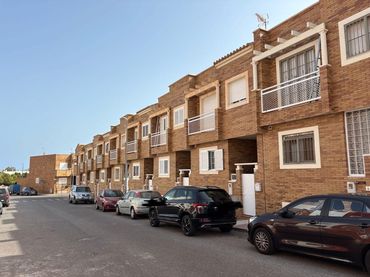 Chalet en venta en Aguadulce