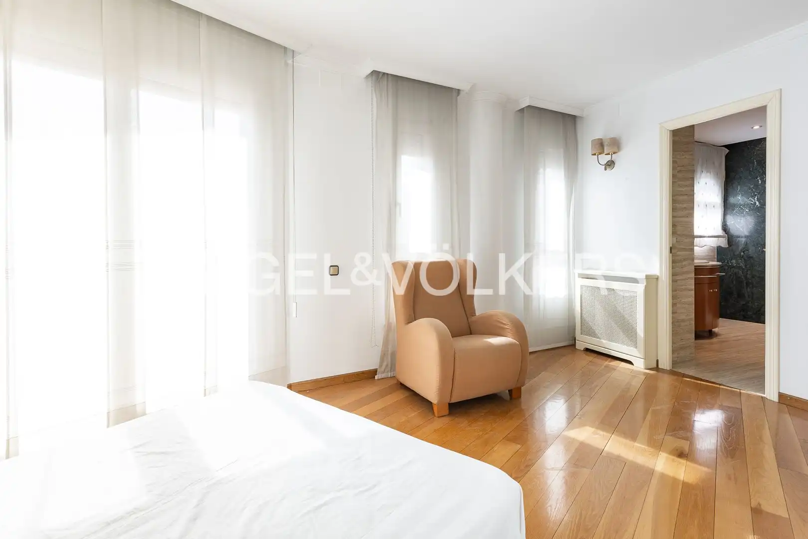 Habitación de Piso en venta en Barcelona con Aire acondicionado, Calefacción y Terraza