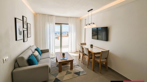 Foto 3 de Apartament en venda a Avenida Avenida Santiago Puig, 7, Playa de las Américas, Arona