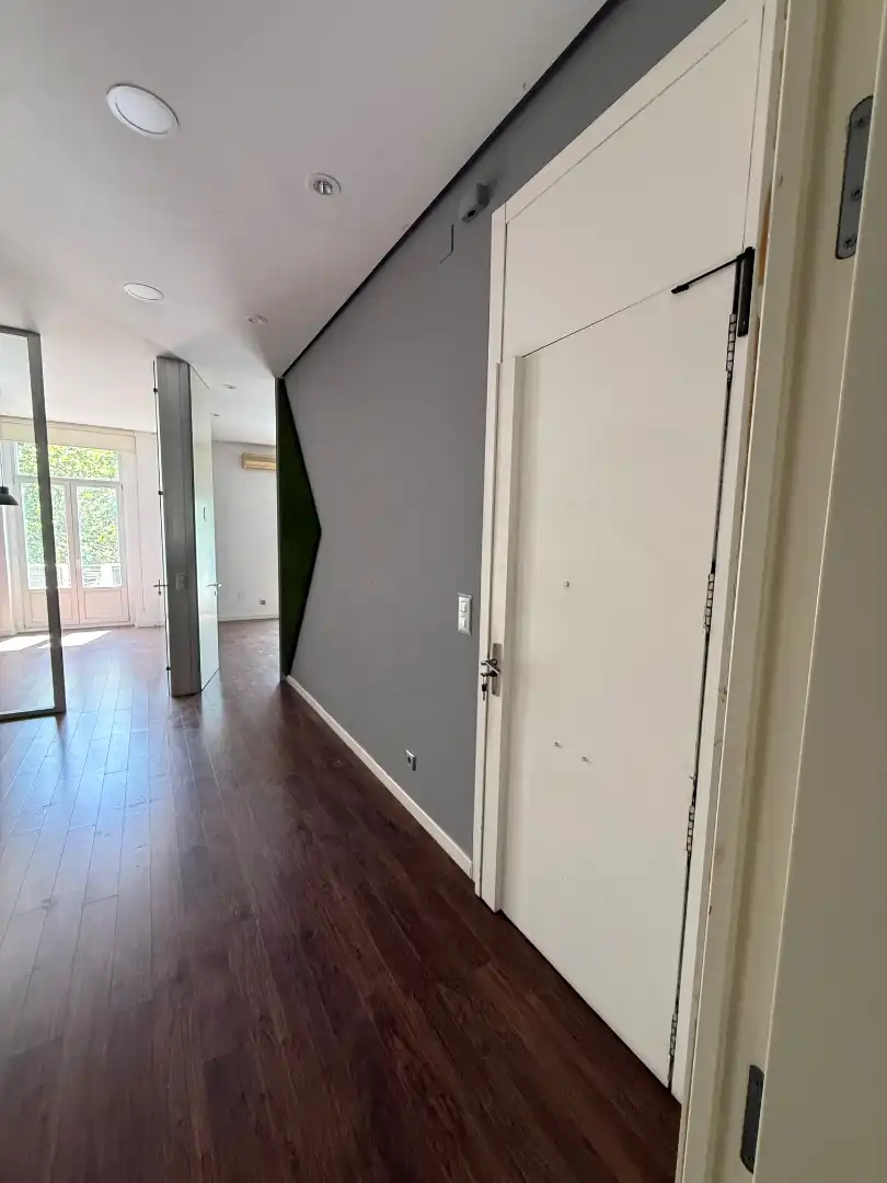 Büro zur Miete in Valencia mit Klimaanlage, Heizung und Balkon