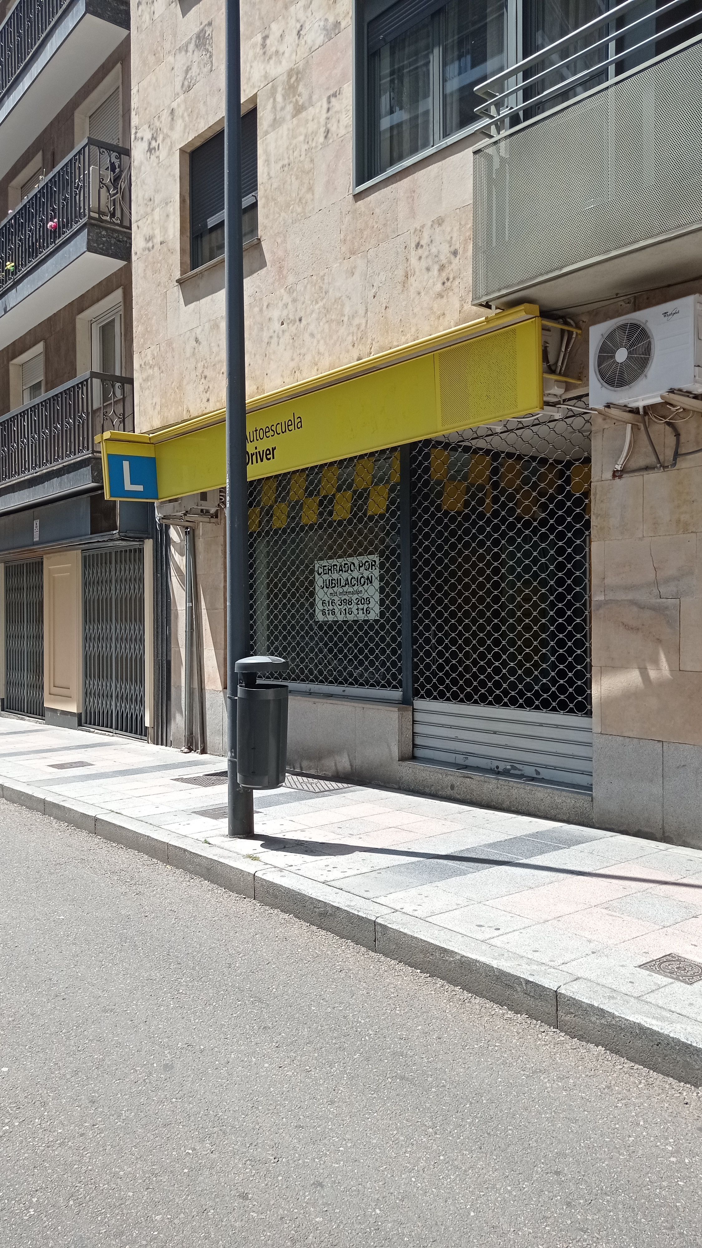Vista exterior de Local en venda en Salamanca Capital