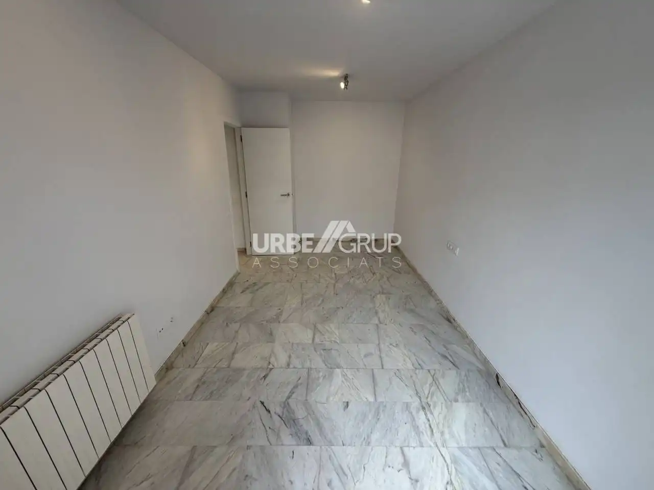 Dúplex de alquiler en Terrassa con Aire acondicionado, Calefacción y Terraza