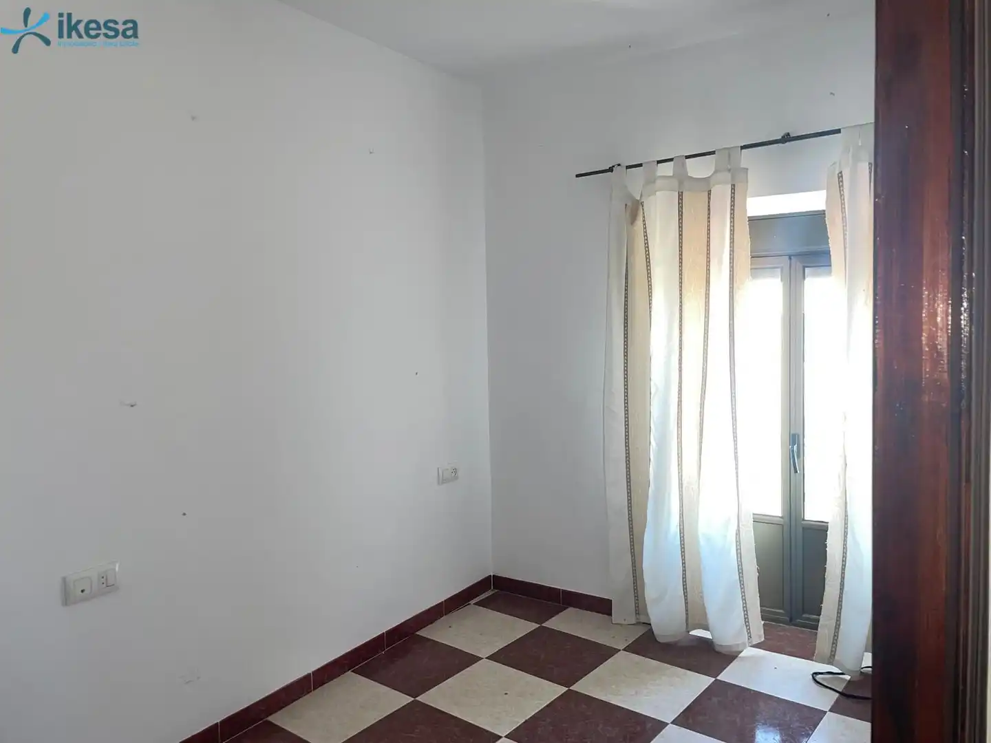 Casa adosada en venta en Constantina