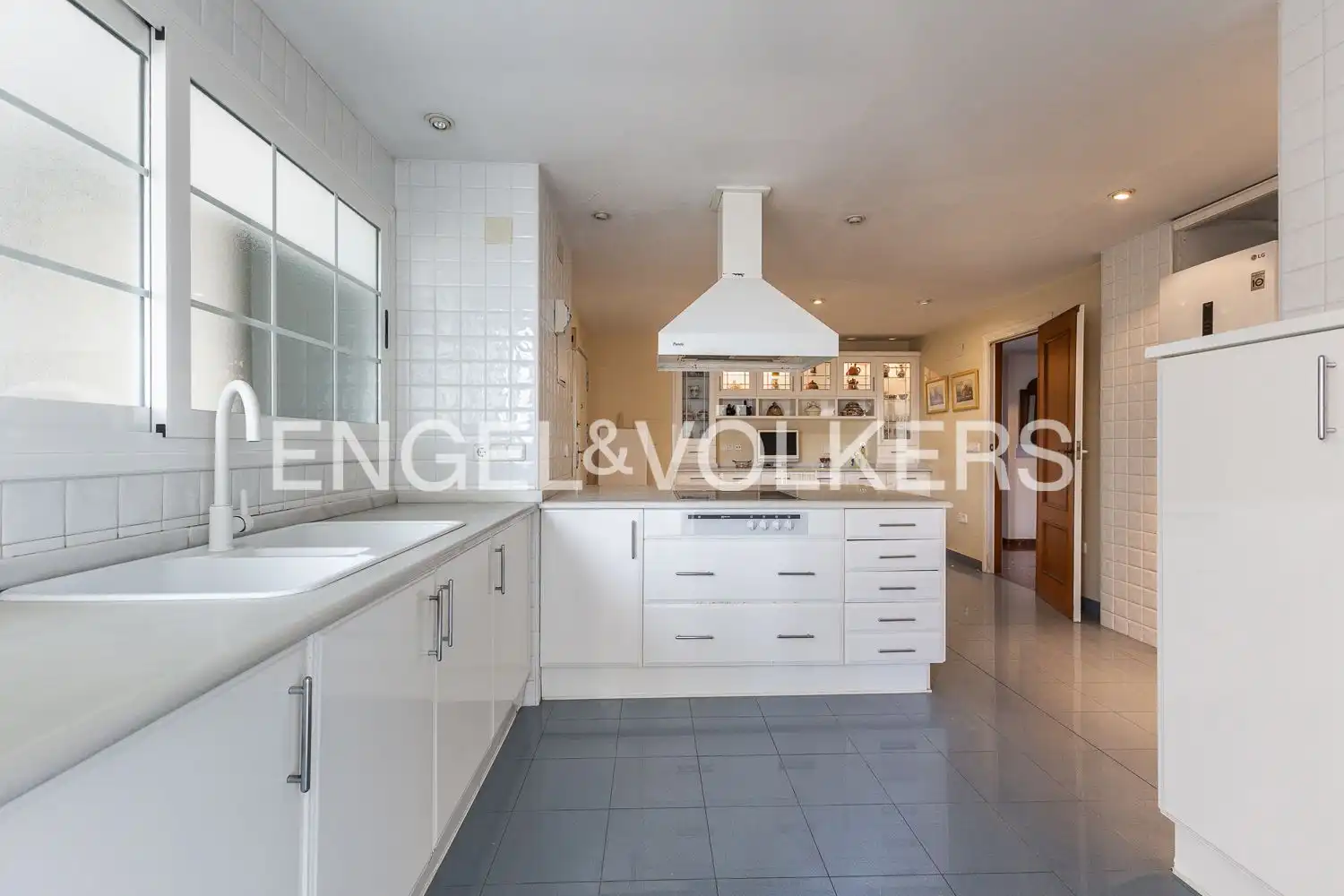 Cocina de Piso en venta en Gandia con Calefacción, Trastero y Amueblado