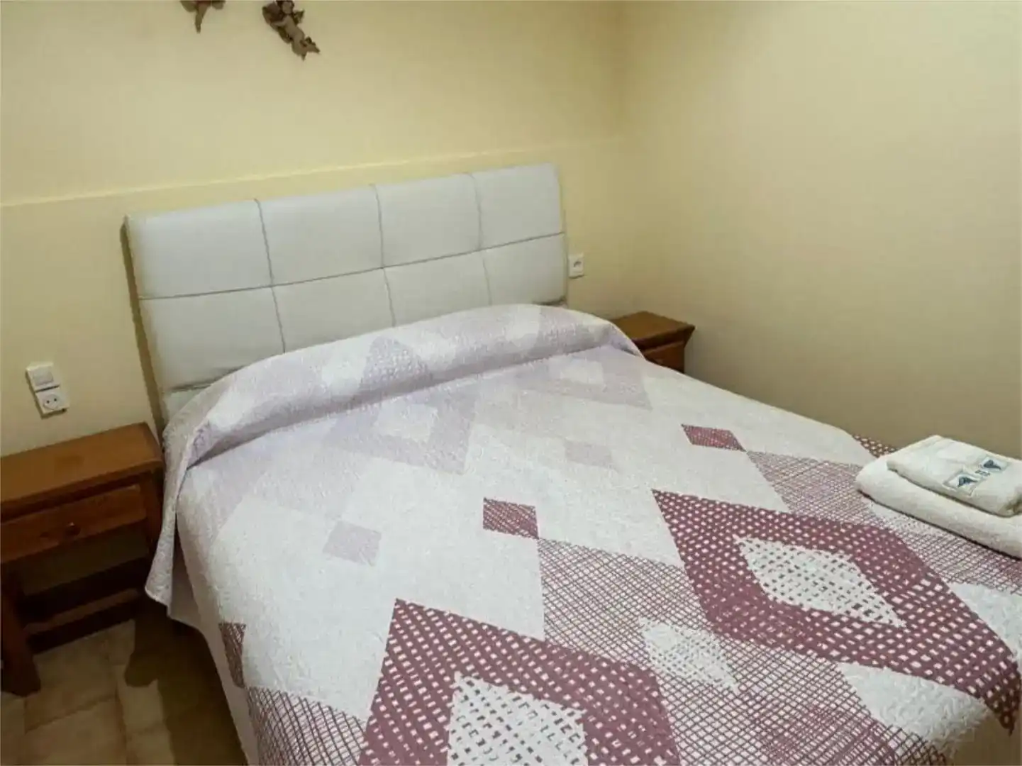 Bedroom of Detached homes for sale in Logrosán, Cáceres