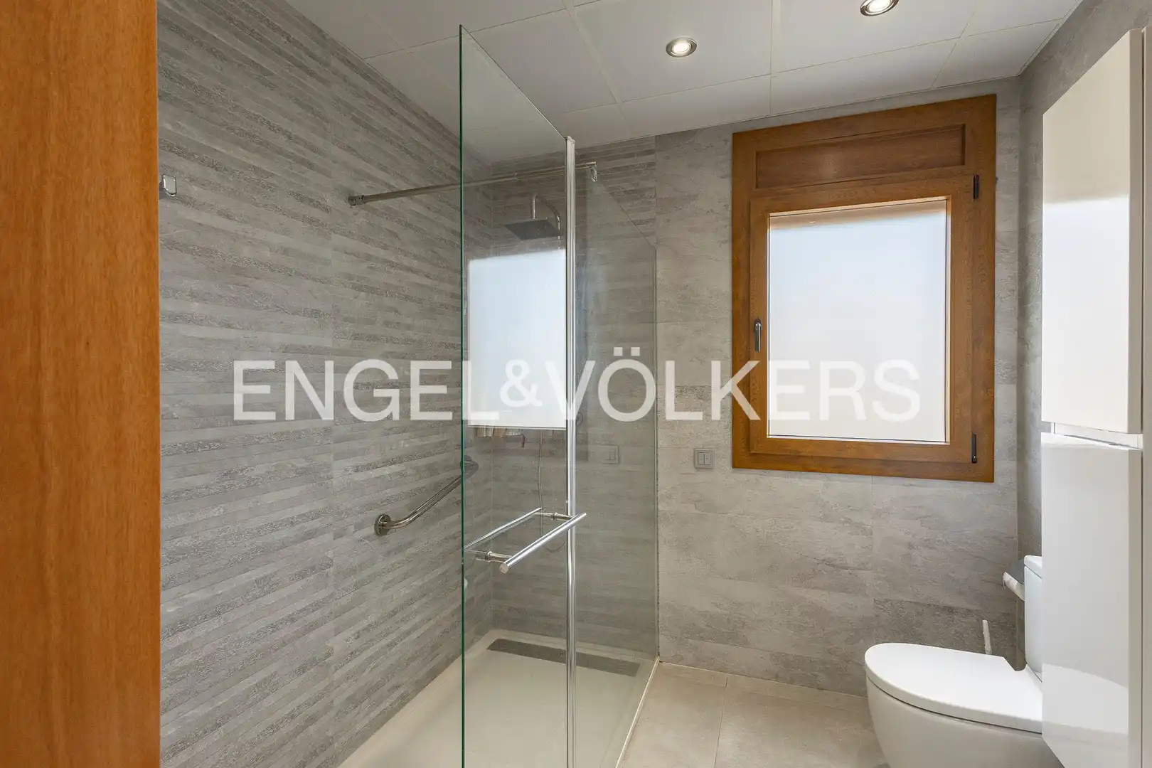 Bathroom of Houses for sale in Sant Sadurní d'Anoia  with Air Conditioner, Heating and Private garden