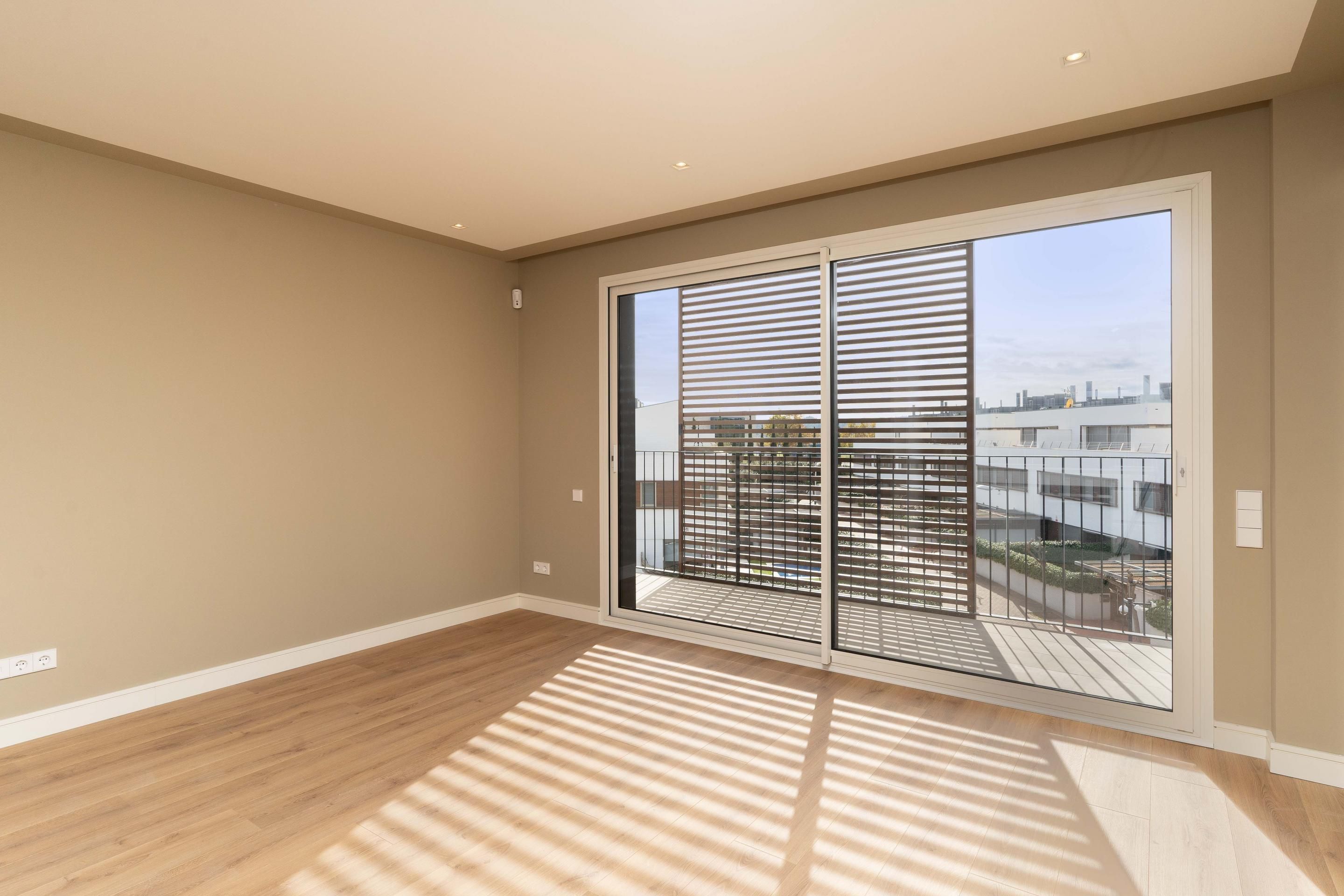 Dormitori de Pis de lloguer en Sabadell amb Jardí privat, Terrassa i Traster