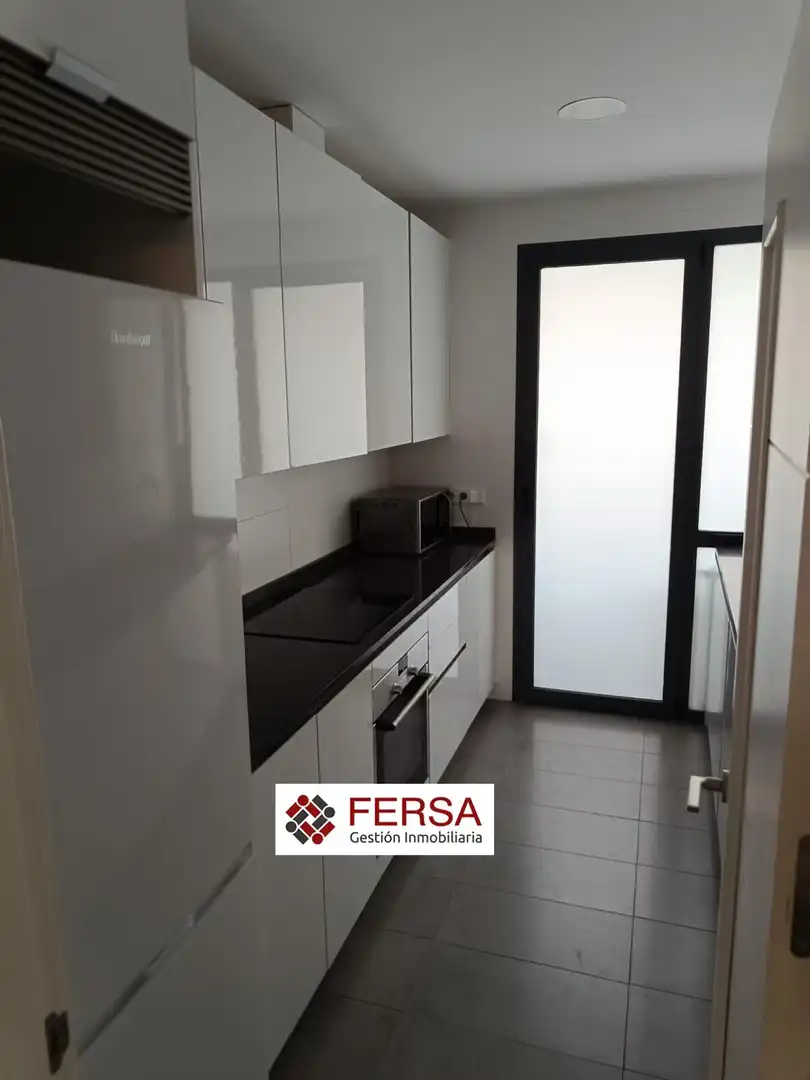Küche von Wohnung zur Miete in El Puerto de Santa María mit Klimaanlage, Heizung und Privatgarten